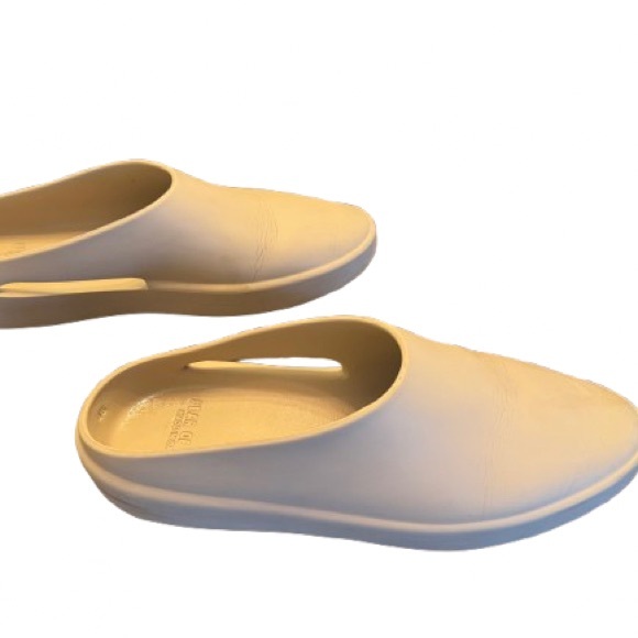 Fear of God- California slide In Almond (First Generation-2021) - Picture 3 of 6